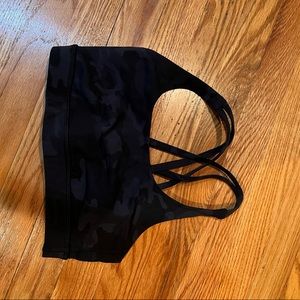 lululemom black camo energy bra size 4